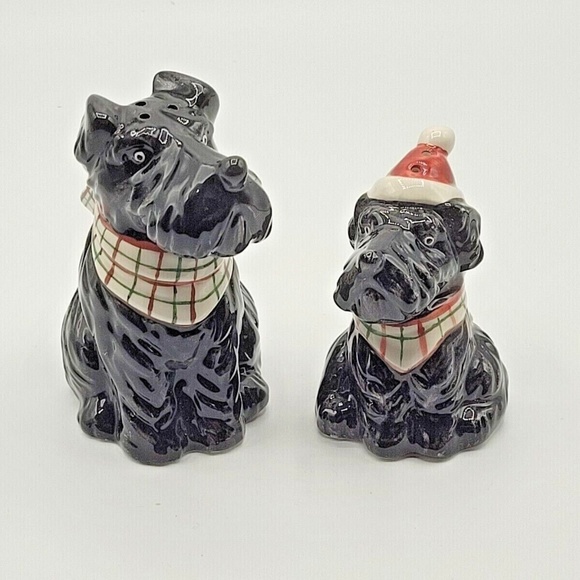 New Noritake Twas The Night Before Christmas Scotty Dog Salt & Pepper Shakkers - Picture 1 of 3